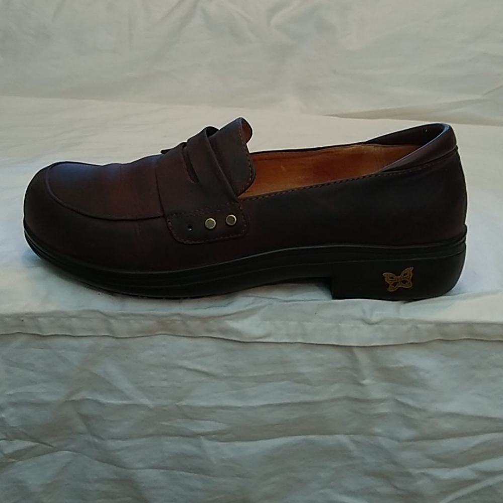 Women's shoes, brown leather,  slip ons, size 39